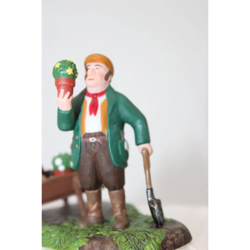 Dept 56 New England Village - Admiring Nature's Beauty